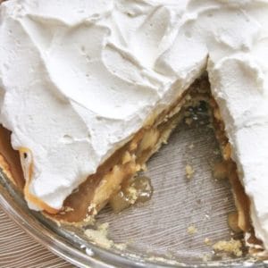 Caramel Banana Hazelnut Pie